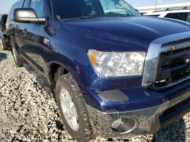 Photo 8 VIN: 5TFUW5F10BX191880 - TOYOTA TUNDRA DOU 