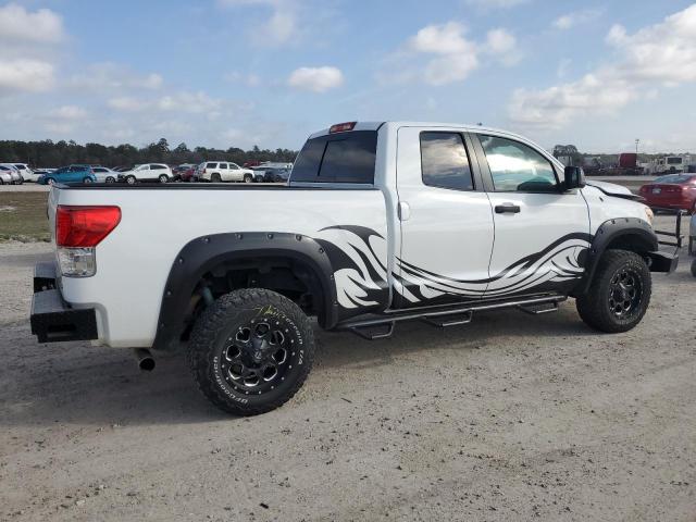 Photo 2 VIN: 5TFUW5F10CX226306 - TOYOTA TUNDRA DOU 