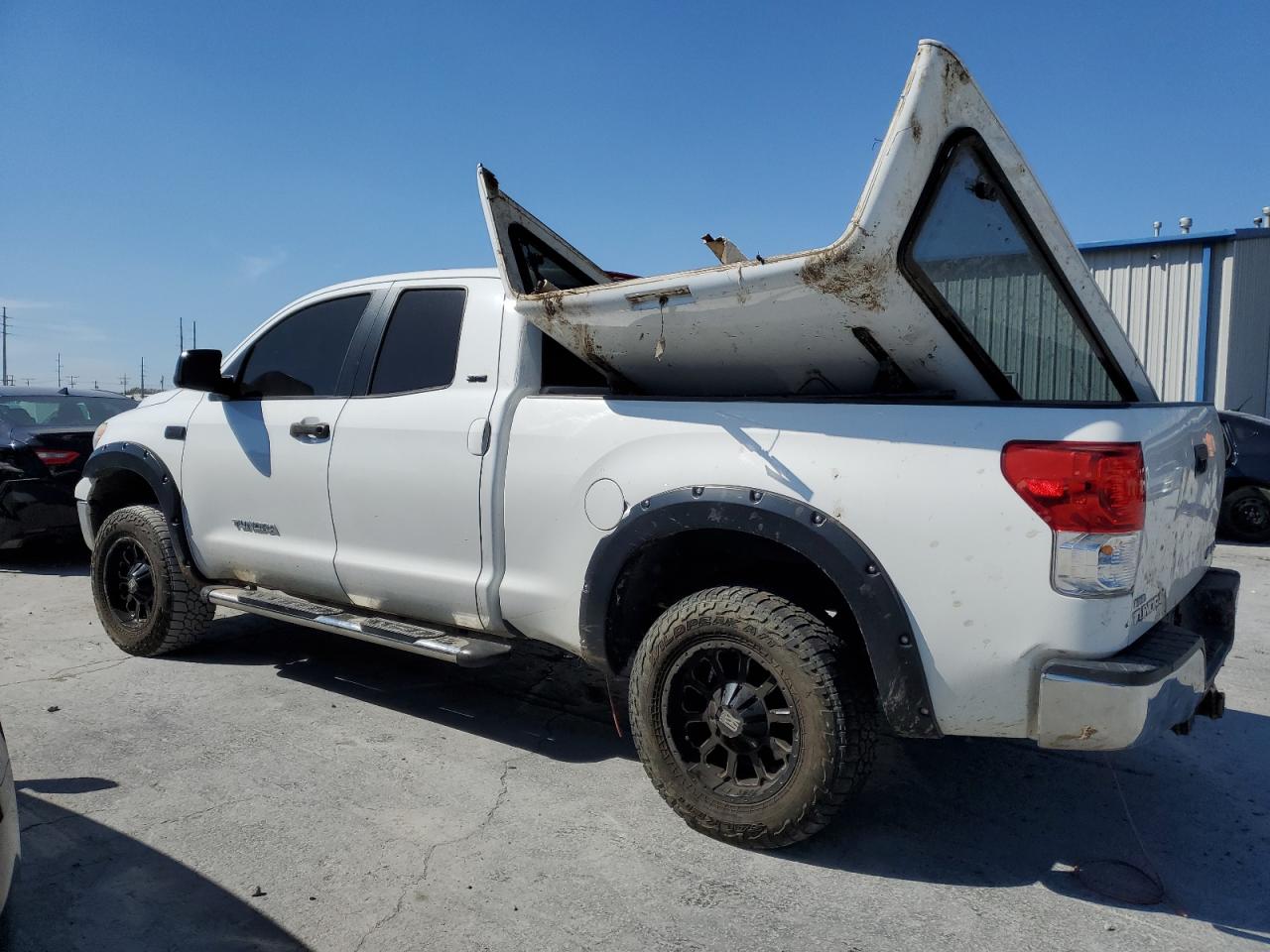 Photo 1 VIN: 5TFUW5F10DX294378 - TOYOTA TUNDRA 