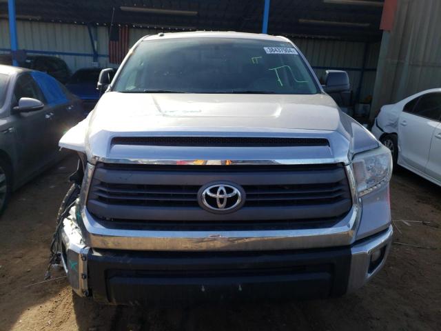 Photo 4 VIN: 5TFUW5F10FX462653 - TOYOTA TUNDRA 