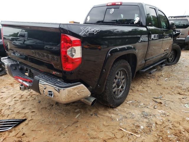 Photo 3 VIN: 5TFUW5F10HX601330 - TOYOTA TUNDRA DOU 