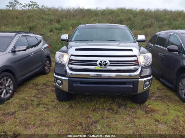 Photo 5 VIN: 5TFUW5F10HX614658 - TOYOTA TUNDRA 