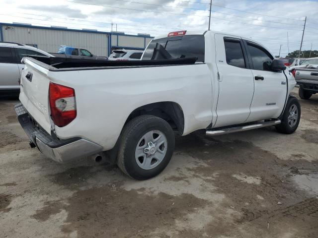 Photo 2 VIN: 5TFUW5F10HX644839 - TOYOTA TUNDRA 