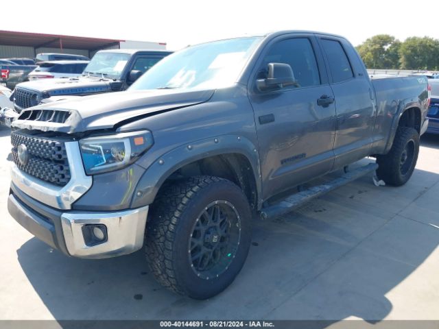 Photo 1 VIN: 5TFUW5F10JX685946 - TOYOTA TUNDRA 