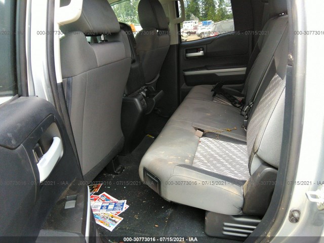 Photo 7 VIN: 5TFUW5F10JX708786 - TOYOTA TUNDRA 4WD 