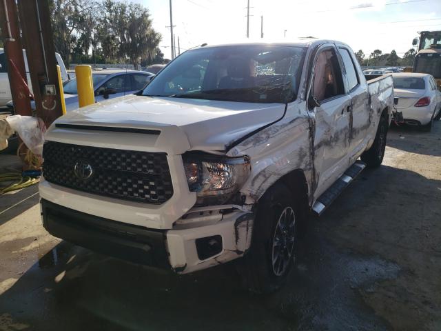 Photo 1 VIN: 5TFUW5F10KX795980 - TOYOTA TUNDRA DOU 