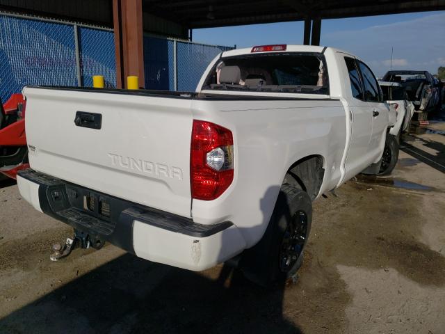 Photo 3 VIN: 5TFUW5F10KX795980 - TOYOTA TUNDRA DOU 