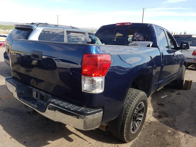 Photo 3 VIN: 5TFUW5F11AX106530 - TOYOTA TUNDRA DOU 