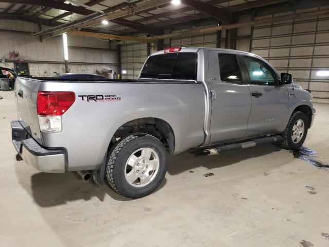 Photo 2 VIN: 5TFUW5F11DX321927 - TOYOTA TUNDRA DOU 