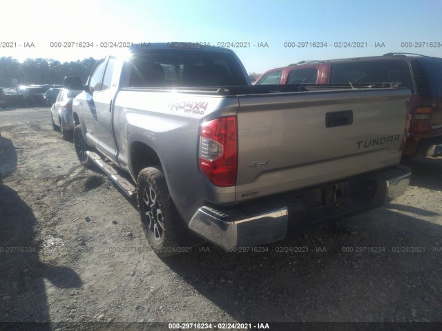 Photo 2 VIN: 5TFUW5F11EX323744 - TOYOTA TUNDRA 4WD TRUCK 