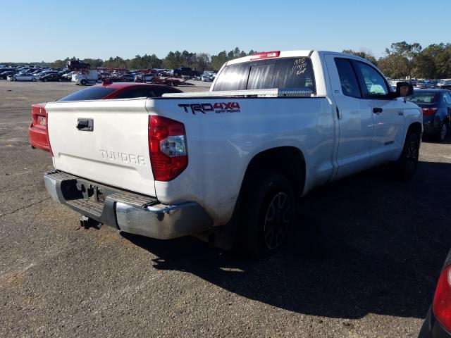 Photo 3 VIN: 5TFUW5F11GX534039 - TOYOTA TUNDRA DOU 