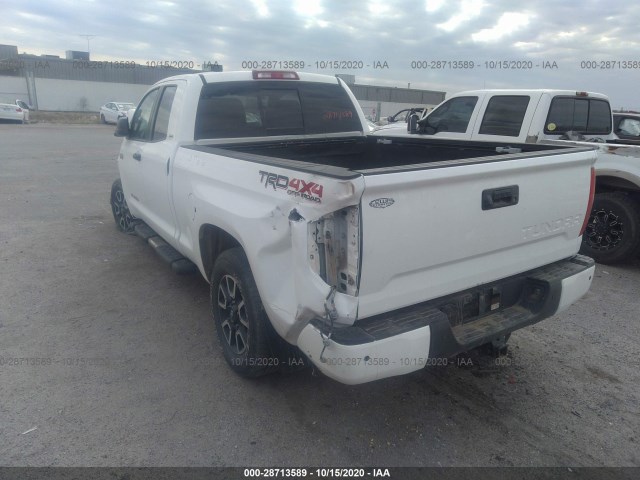 Photo 2 VIN: 5TFUW5F11HX596347 - TOYOTA TUNDRA 4WD 