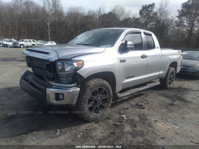 Photo 1 VIN: 5TFUW5F11JX702074 - TOYOTA TUNDRA 4WD 