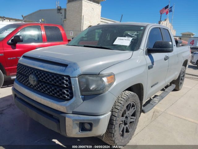 Photo 1 VIN: 5TFUW5F11JX730425 - TOYOTA TUNDRA 