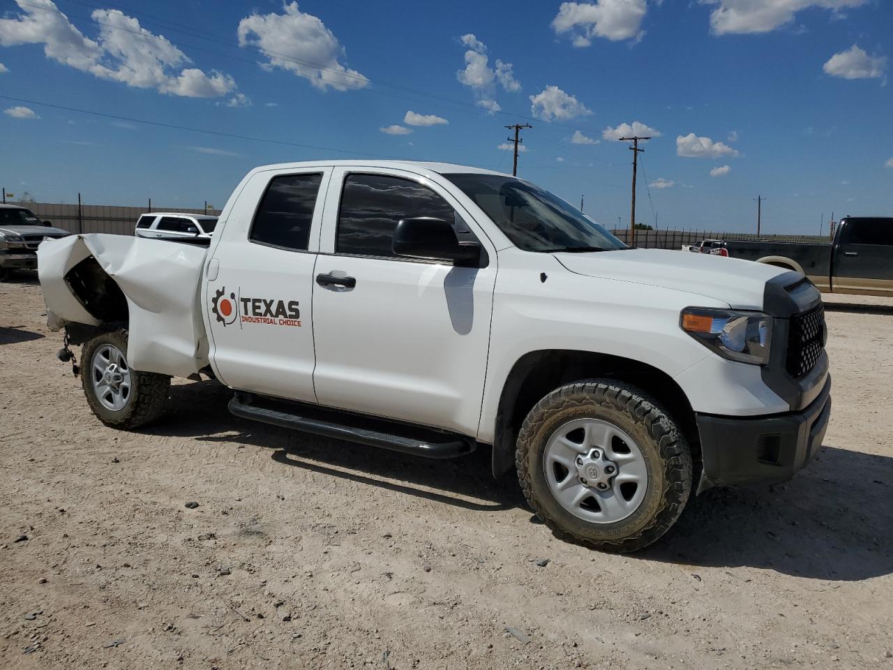 Photo 3 VIN: 5TFUW5F11JX753011 - TOYOTA TUNDRA 