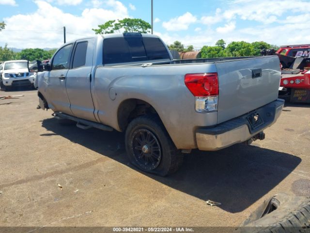 Photo 2 VIN: 5TFUW5F12AX110621 - TOYOTA TUNDRA 