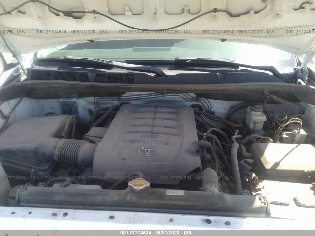 Photo 9 VIN: 5TFUW5F12BX180007 - TOYOTA TUNDRA 4WD TRUCK 