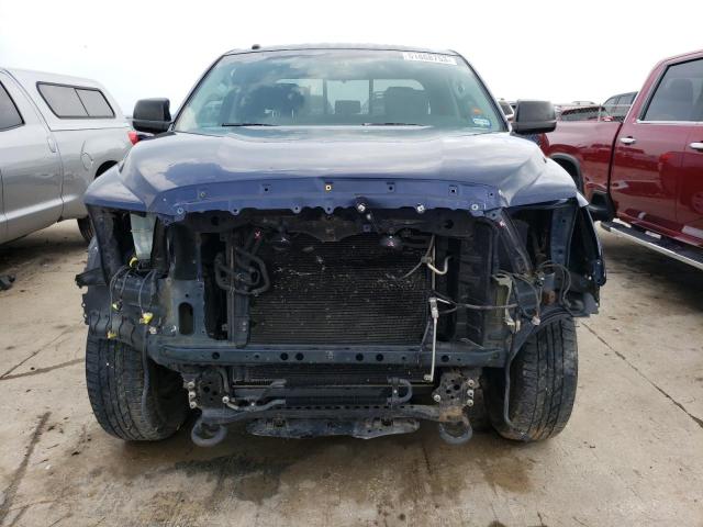 Photo 4 VIN: 5TFUW5F12BX188270 - TOYOTA TUNDRA DOU 