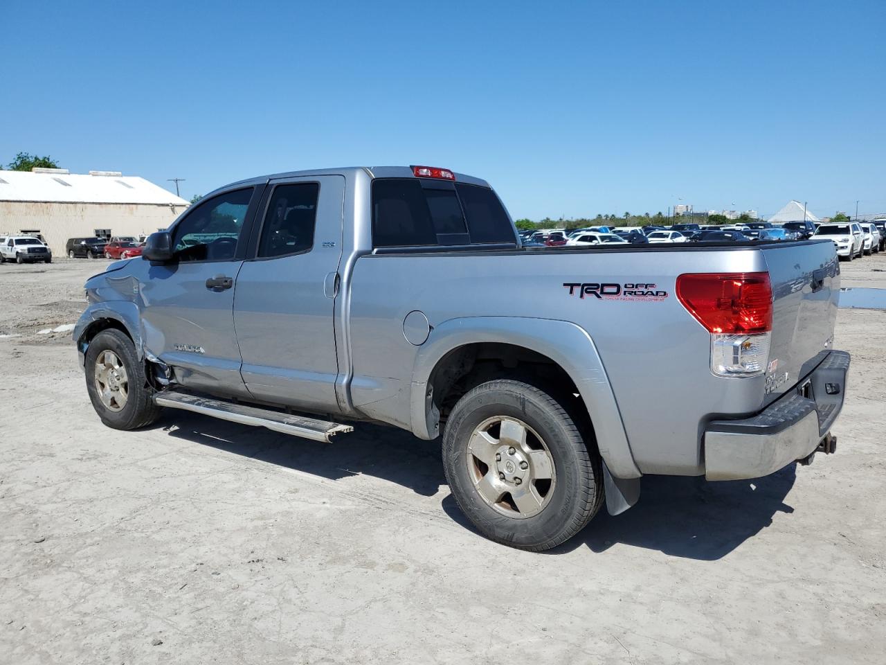 Photo 1 VIN: 5TFUW5F12BX201230 - TOYOTA TUNDRA 