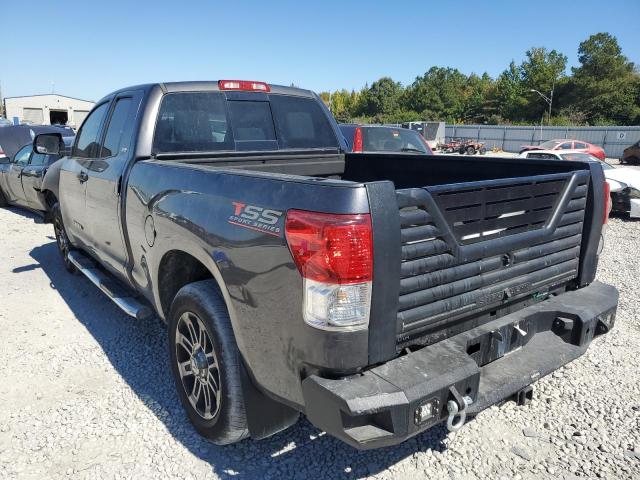 Photo 2 VIN: 5TFUW5F12CX232429 - TOYOTA TUNDRA DOU 