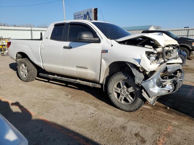 Photo 3 VIN: 5TFUW5F12CX256875 - TOYOTA TUNDRA DOU 