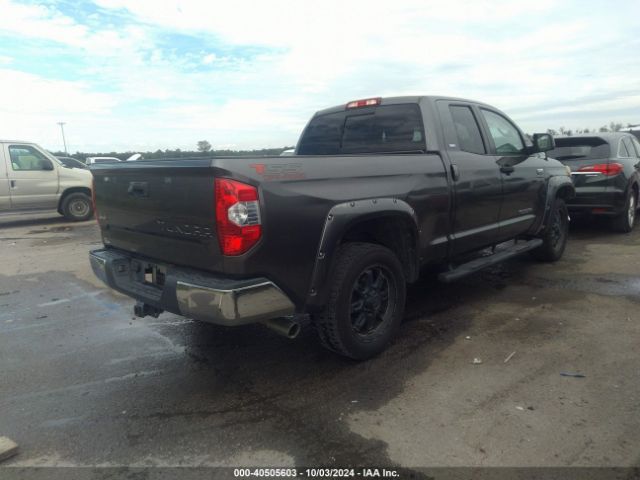 Photo 3 VIN: 5TFUW5F12FX475629 - TOYOTA TUNDRA 