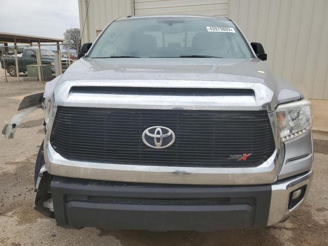 Photo 4 VIN: 5TFUW5F12GX559824 - TOYOTA TUNDRA DOU 