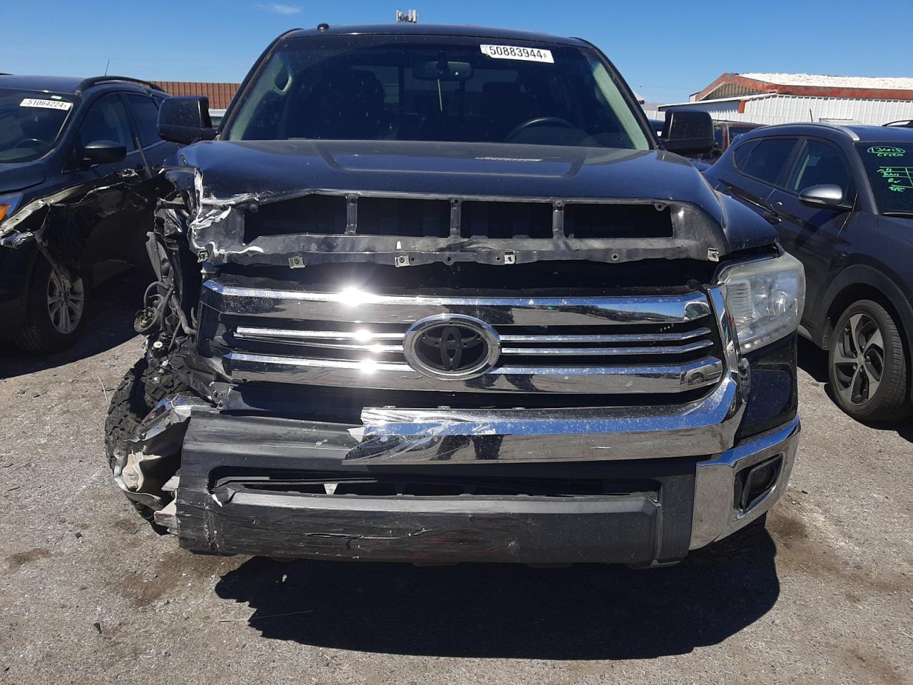 Photo 4 VIN: 5TFUW5F12HX614581 - TOYOTA TUNDRA 