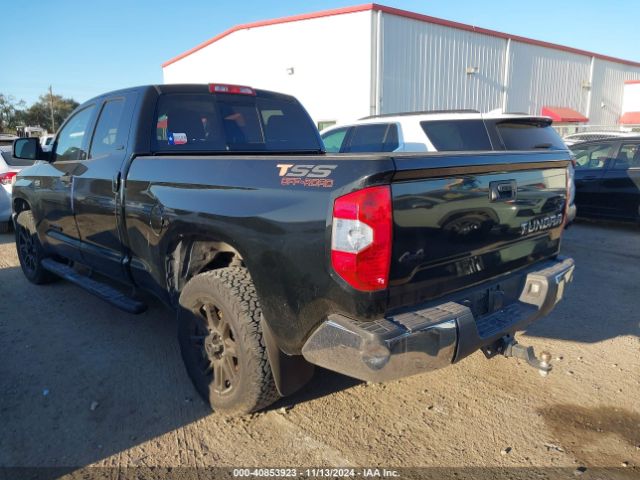 Photo 2 VIN: 5TFUW5F12JX714315 - TOYOTA TUNDRA 