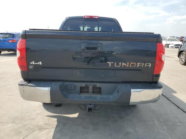 Photo 5 VIN: 5TFUW5F12JX774630 - TOYOTA TUNDRA DOU 