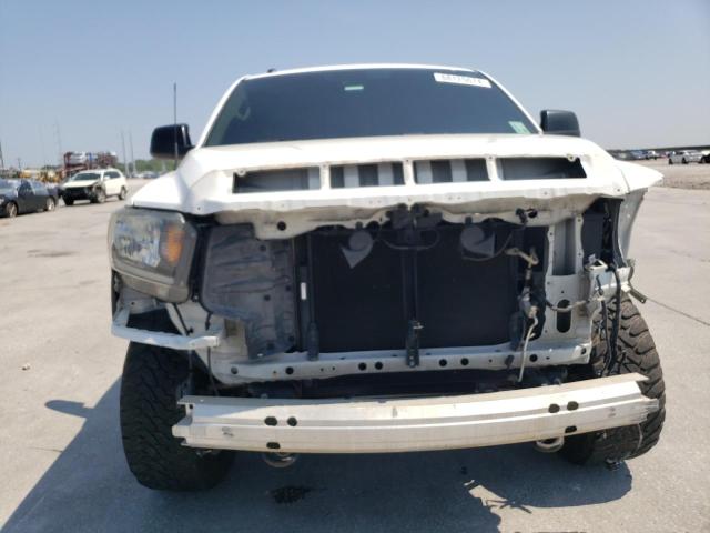 Photo 4 VIN: 5TFUW5F12KX840711 - TOYOTA TUNDRA DOU 