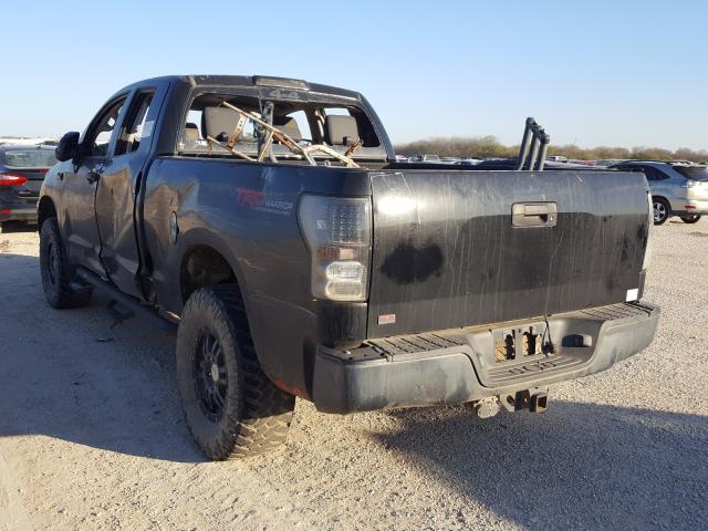 Photo 2 VIN: 5TFUW5F13AX112555 - TOYOTA TUNDRA DOU 