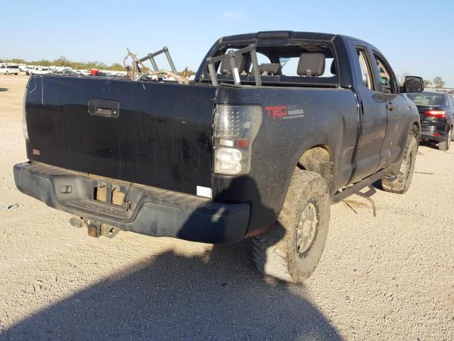 Photo 3 VIN: 5TFUW5F13AX112555 - TOYOTA TUNDRA DOU 