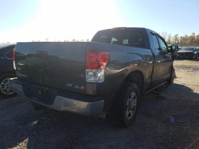 Photo 3 VIN: 5TFUW5F13BX174121 - TOYOTA TUNDRA 4WD TRUCK 