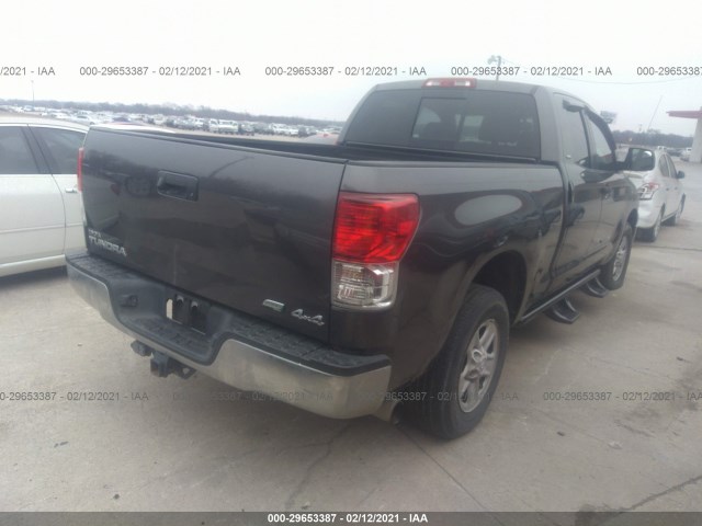 Photo 3 VIN: 5TFUW5F13BX174121 - TOYOTA TUNDRA 4WD TRUCK 