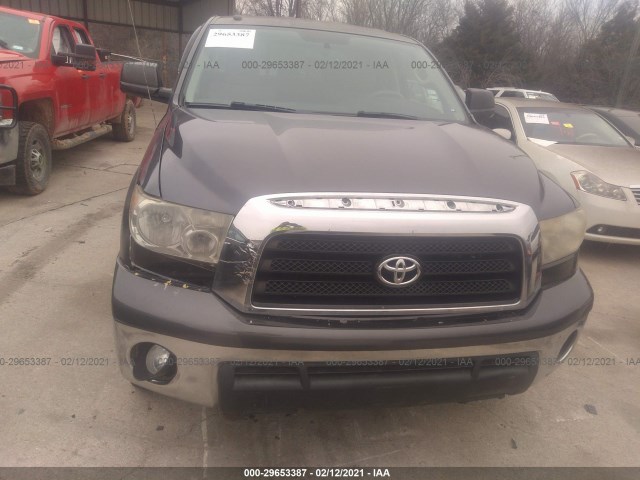 Photo 5 VIN: 5TFUW5F13BX174121 - TOYOTA TUNDRA 4WD TRUCK 