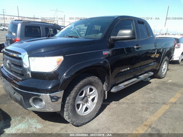 Photo 1 VIN: 5TFUW5F13BX175530 - TOYOTA TUNDRA 4WD TRUCK 