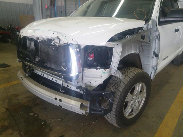 Photo 8 VIN: 5TFUW5F13CX261373 - TOYOTA TUNDRA DOU 