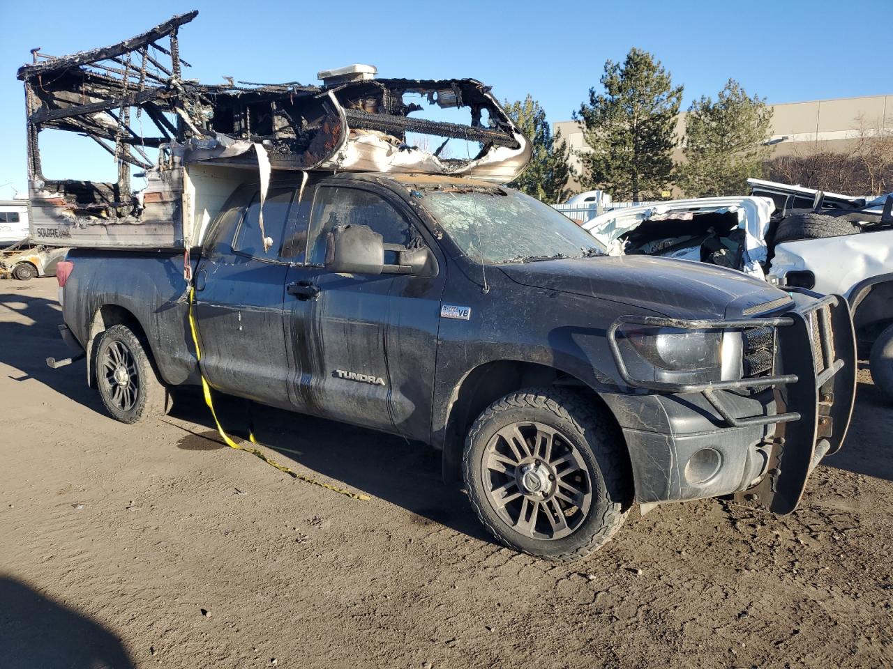 Photo 3 VIN: 5TFUW5F13DX317572 - TOYOTA TUNDRA 