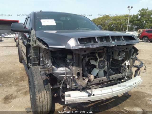 Photo 5 VIN: 5TFUW5F13EX335202 - TOYOTA TUNDRA 4WD TRUCK 