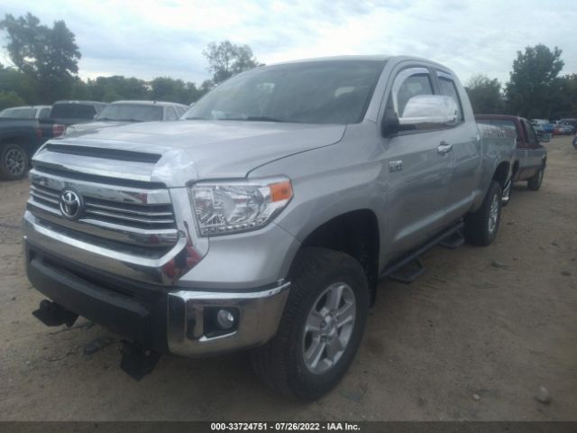 Photo 1 VIN: 5TFUW5F13FX426889 - TOYOTA TUNDRA 4WD TRUCK 