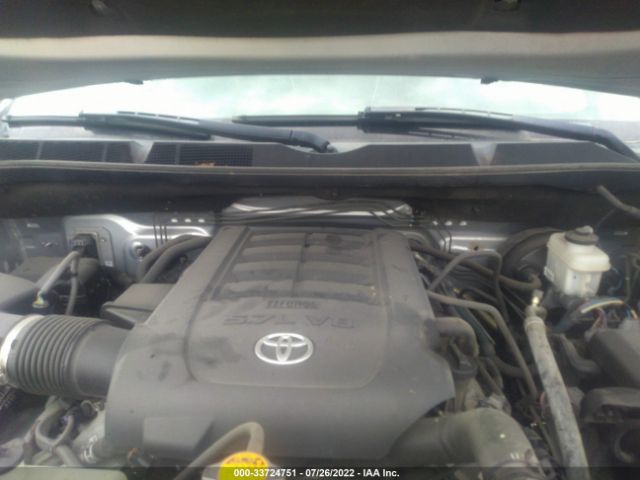 Photo 9 VIN: 5TFUW5F13FX426889 - TOYOTA TUNDRA 4WD TRUCK 