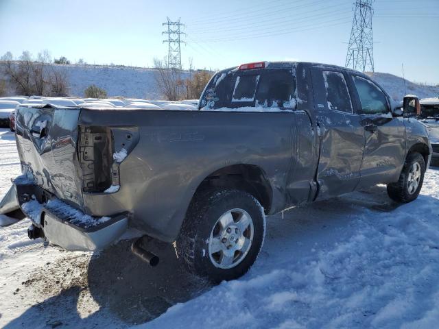 Photo 2 VIN: 5TFUW5F14AX106151 - TOYOTA TUNDRA DOU 