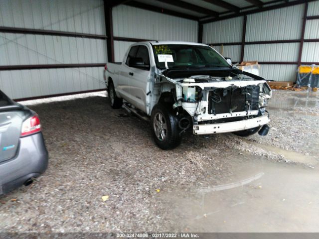 Photo 5 VIN: 5TFUW5F14AX137982 - TOYOTA TUNDRA 4WD TRUCK 