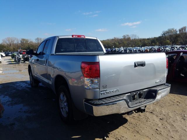 Photo 2 VIN: 5TFUW5F14AX157634 - TOYOTA TUNDRA DOU 