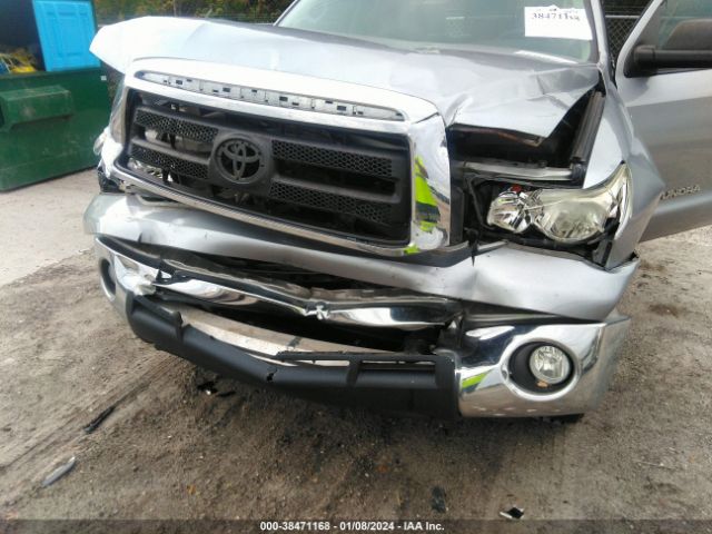 Photo 5 VIN: 5TFUW5F14BX160065 - TOYOTA TUNDRA 