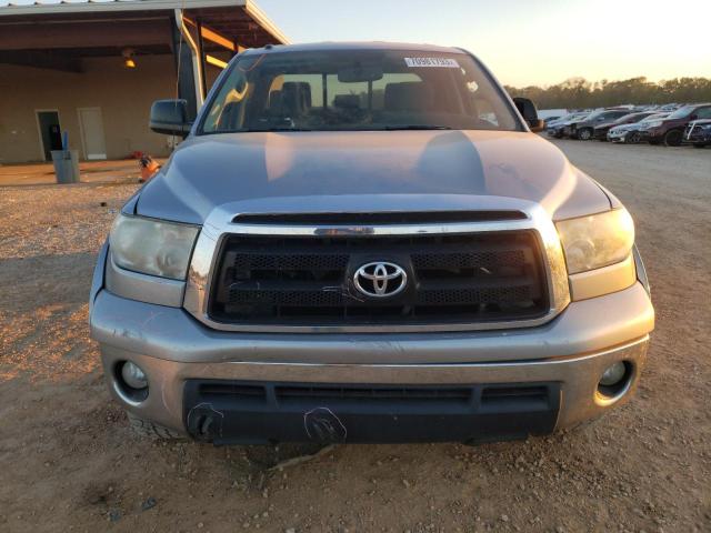 Photo 4 VIN: 5TFUW5F14DX275414 - TOYOTA TUNDRA 