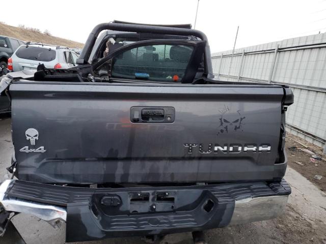 Photo 5 VIN: 5TFUW5F14EX327514 - TOYOTA TUNDRA DOU 