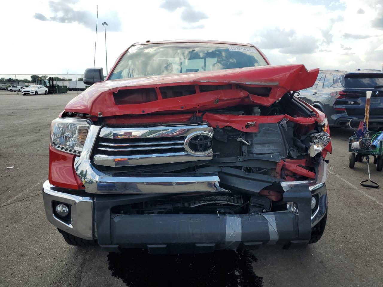 Photo 4 VIN: 5TFUW5F14GX495737 - TOYOTA TUNDRA 