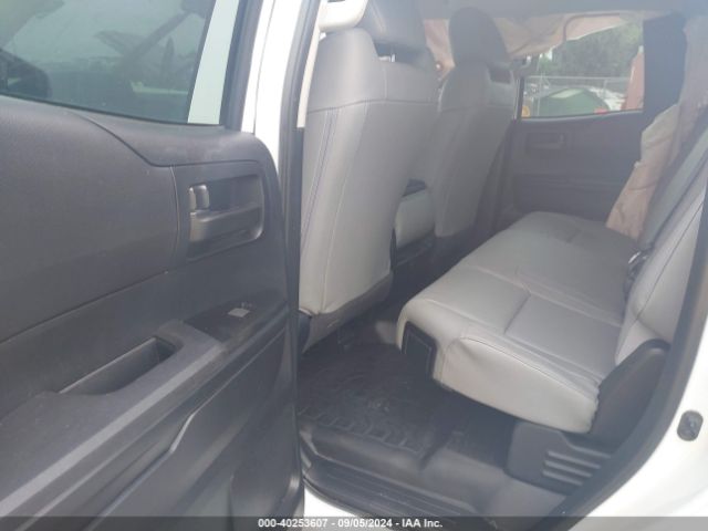 Photo 7 VIN: 5TFUW5F14JX737725 - TOYOTA TUNDRA 